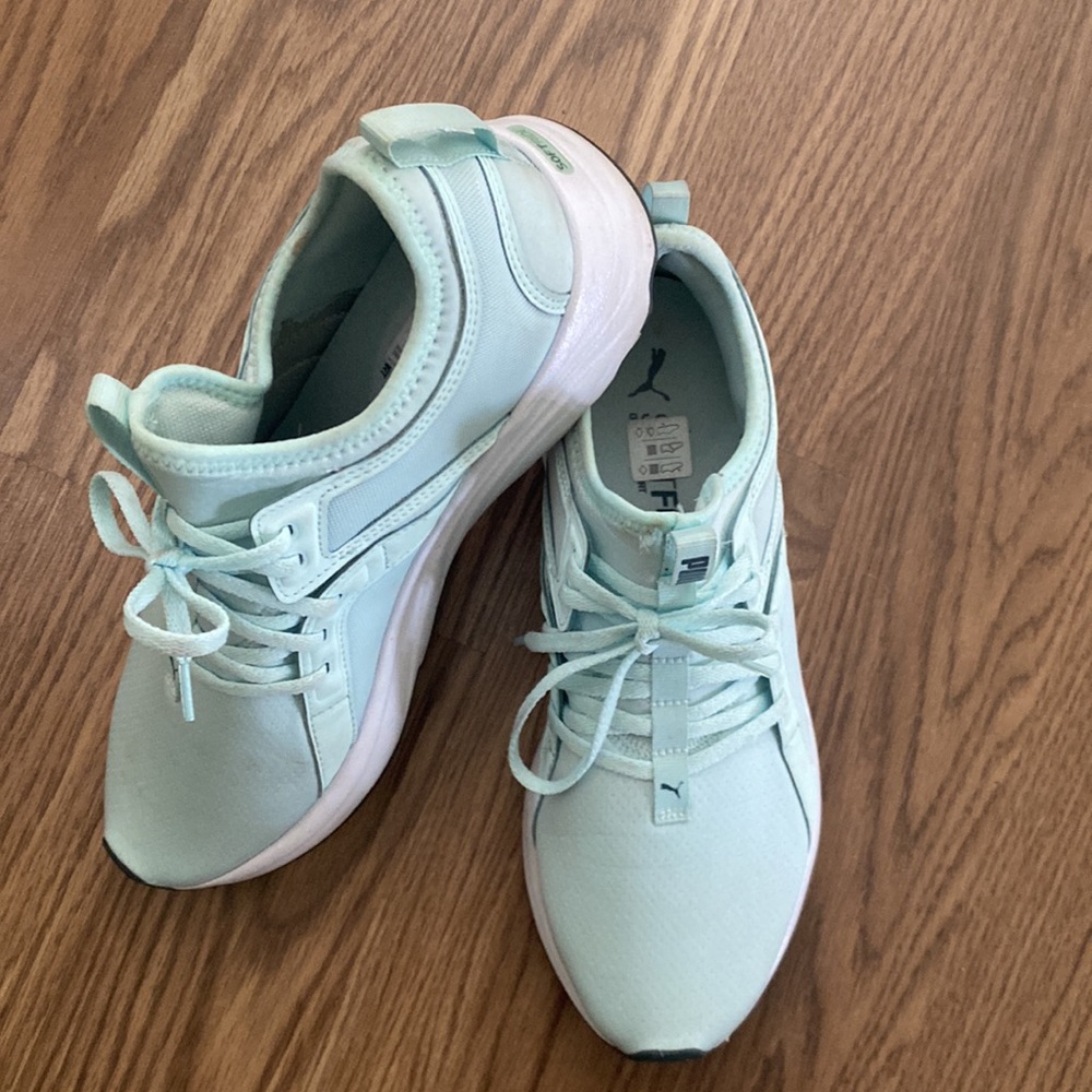 Blue Puma Sneakers - Picture 2 of 5